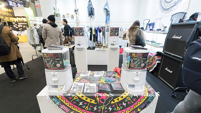 5.各会場へのグッズ納品&ガチャガチャ台の納品